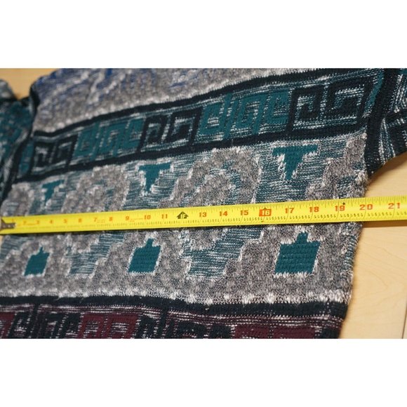 Vintage Sweater Graphix 3D Knit Sweater - Picture 10 of 11